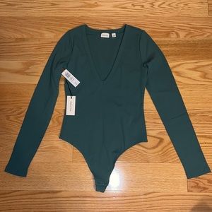 Aritiza Bodysuit